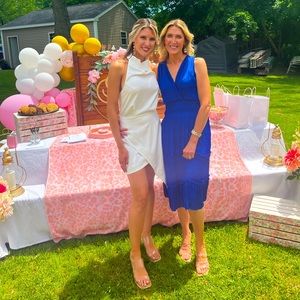 CAMO DRESS IN WHITE
ELLIATT